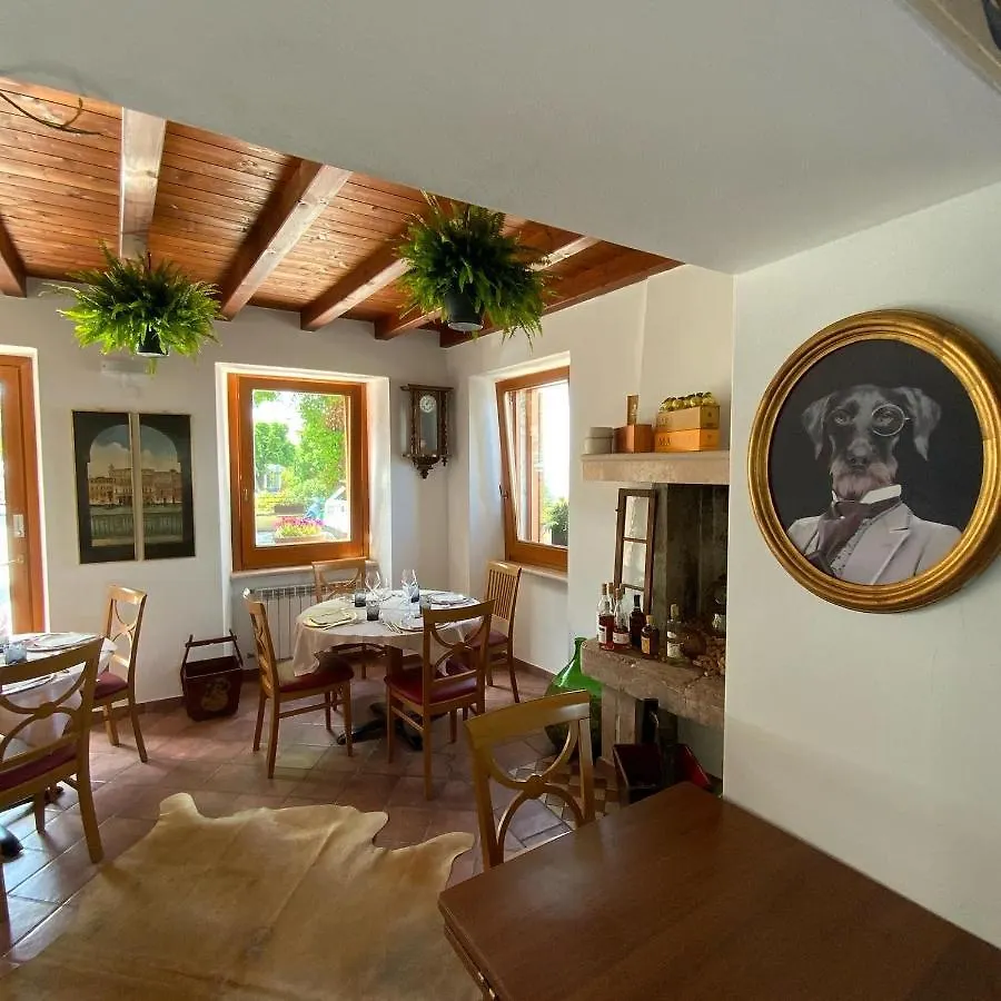 Paradiso Imperfetto Rooms San Zeno di Montagna 0*,
